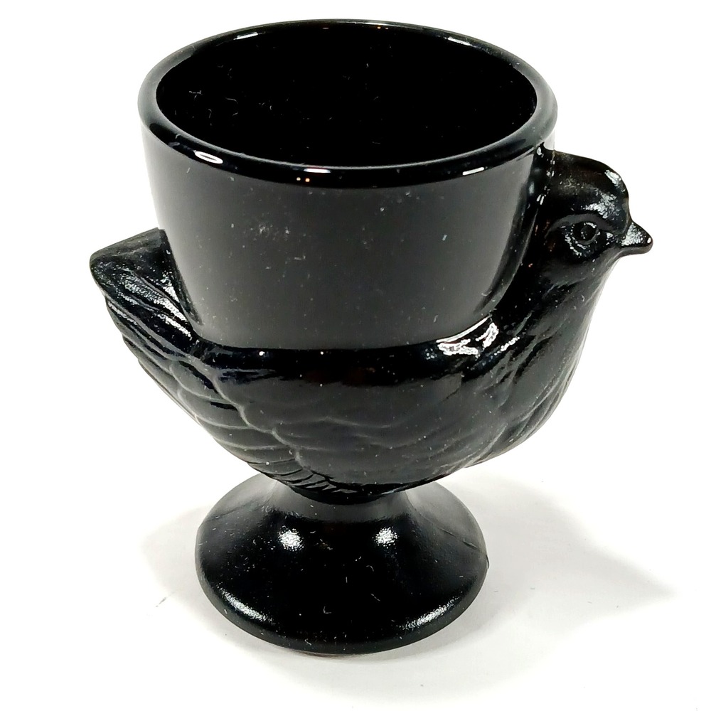 1 Chicken Hen Egg Cup Black Milk Glass Luminarc France